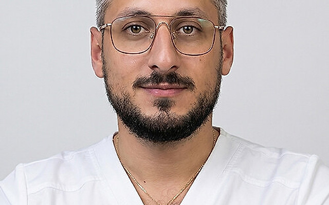 Араби Сари 